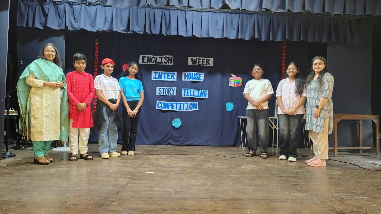 STORY TELLING COMP.